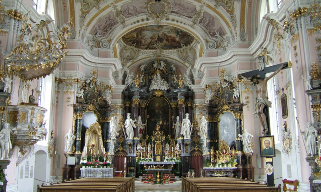 Götzener Kirche Innenansicht
